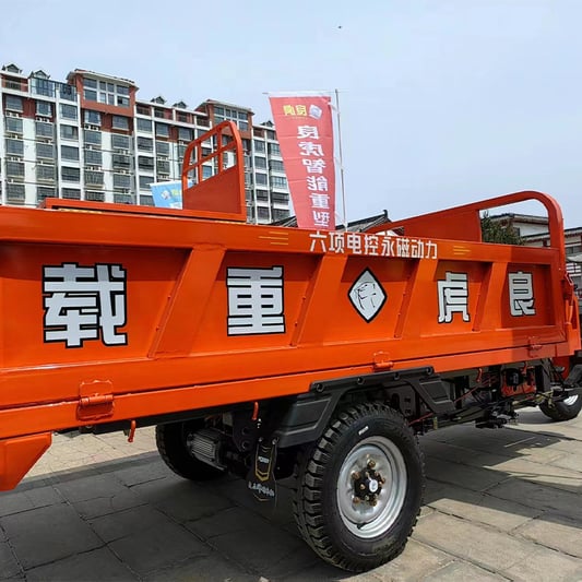 Heavy duty road running hydroelectric tricycle