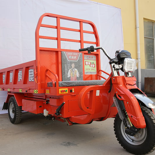 2.2x1.3m lifting and dumping belt three-door tricycle